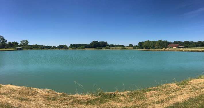 Lune sur le Lac