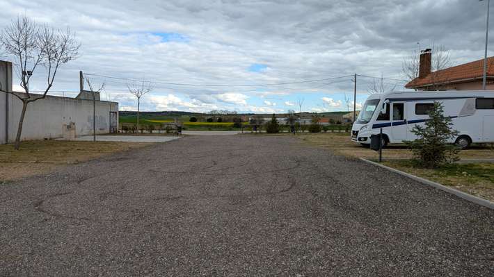 Parking autocaravanas Corrales del Vino