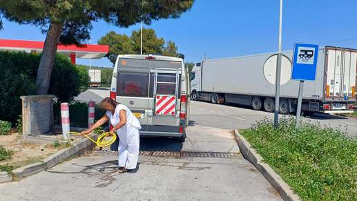 Aggiunta una foto a una posizione