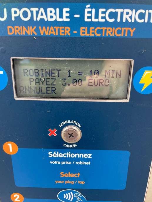 Einem Ort wurde ein Foto hinzugefügt