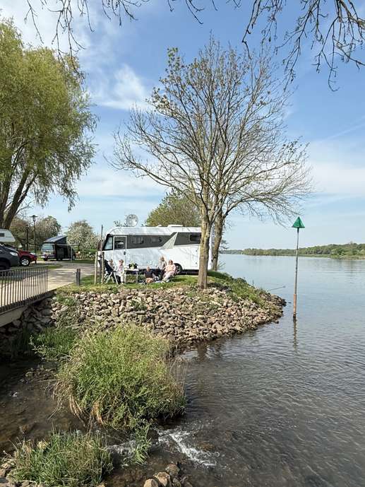 Een foto toegevoegd aan een locatie