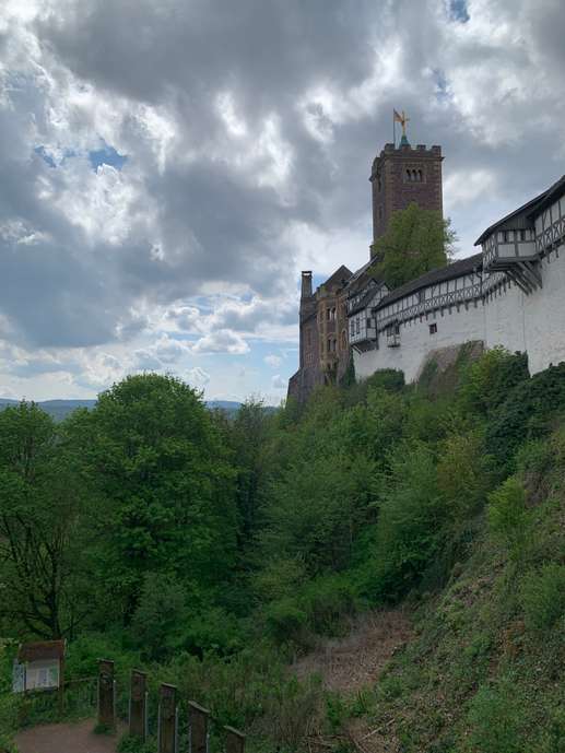 Einem Ort wurde ein Foto hinzugefügt