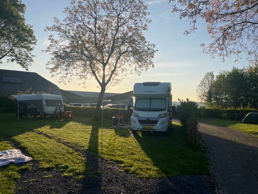 Een foto toegevoegd aan een locatie
