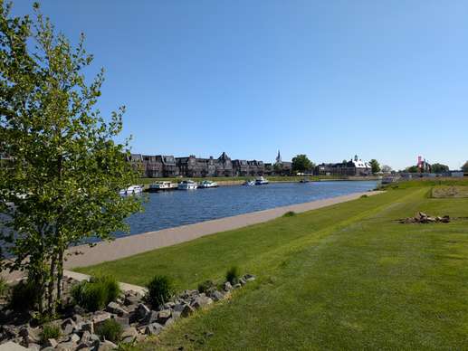 Added a photo to a location