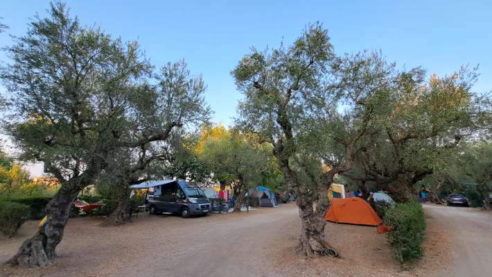 Paradise Camping