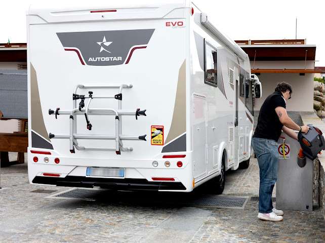 Area Sosta Camper Benna