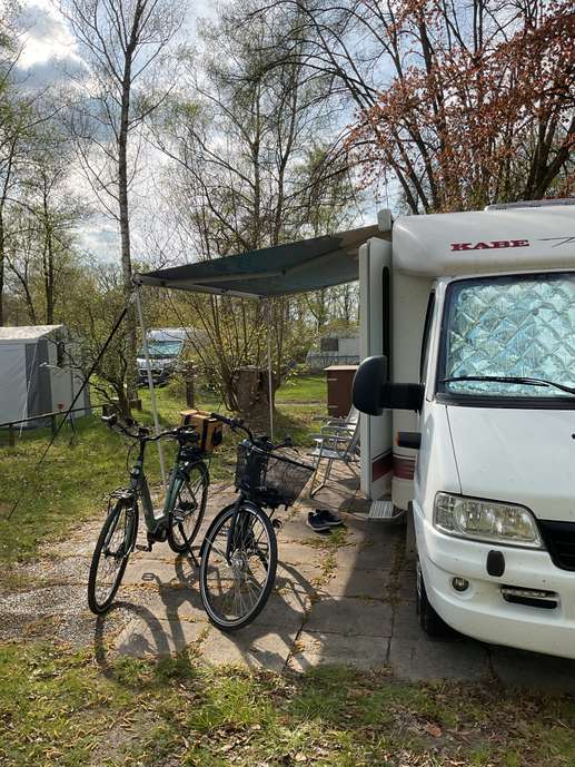 Einem Ort wurde ein Foto hinzugefügt
