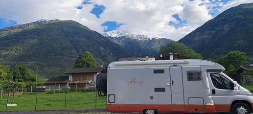 Added a photo to a location
