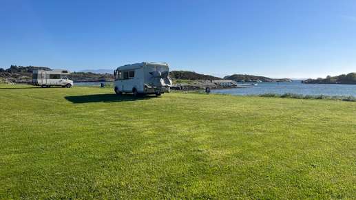 Added a photo to a location