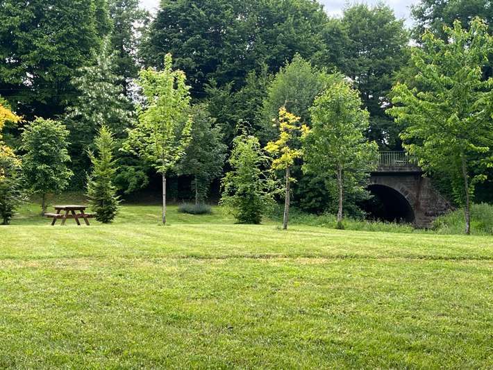 Champ De La Cave 