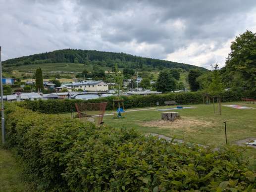 Einem Ort wurde ein Foto hinzugefügt