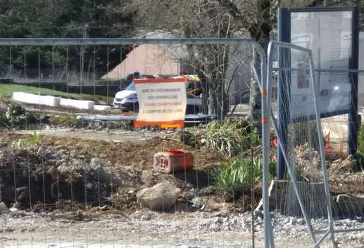 Einem Ort wurde ein Foto hinzugefügt