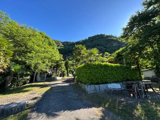 Added a photo to a location