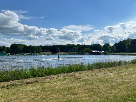 Een foto toegevoegd aan een locatie