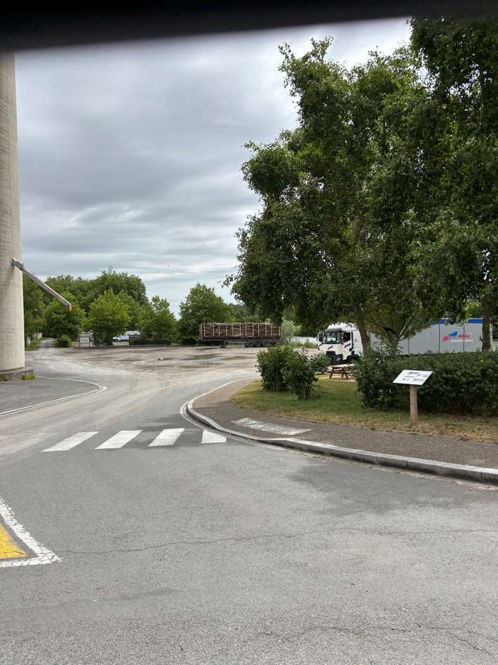 Aire de Camping-Car Vic-sur-Aisne
