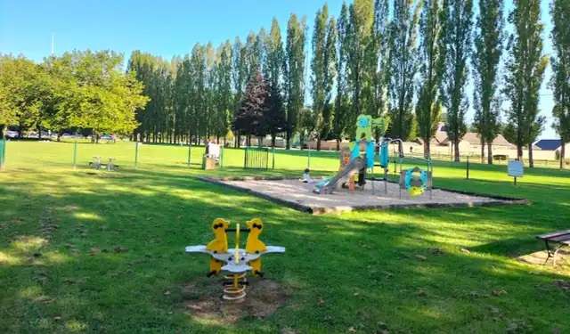 Camping-Car Park de Les Villages-Vovéens