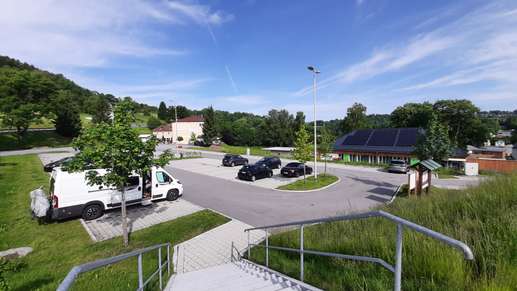 Einem Ort wurde ein Foto hinzugefügt