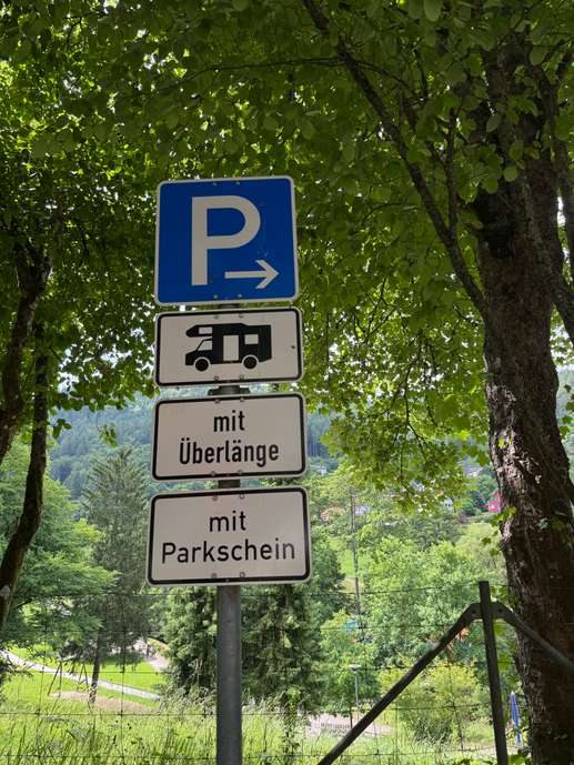 Einem Ort wurde ein Foto hinzugefügt