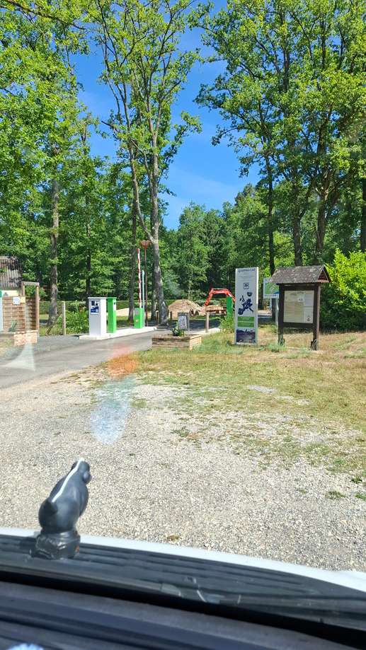 Added a photo to a location