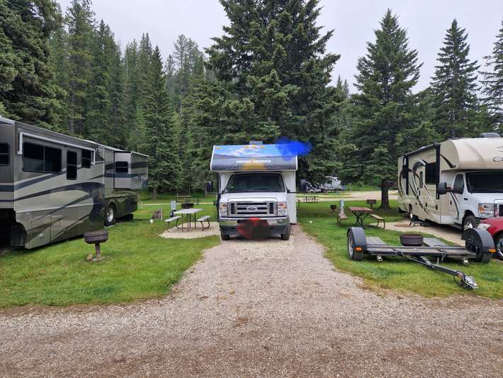 Fish 'N Fry Campground and Cafe