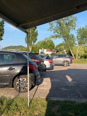 Einem Ort wurde ein Foto hinzugefügt