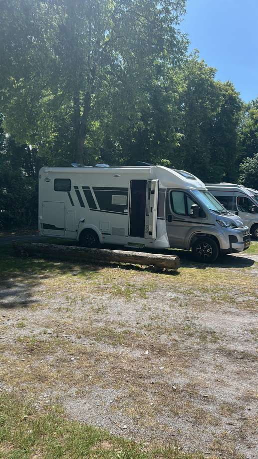 Een foto toegevoegd aan een locatie