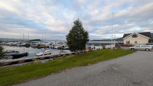 Added a photo to a location