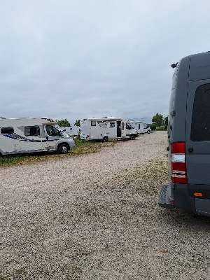 Einem Ort wurde ein Foto hinzugefügt