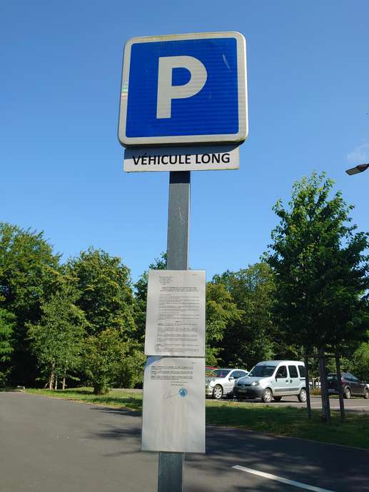 Einem Ort wurde ein Foto hinzugefügt