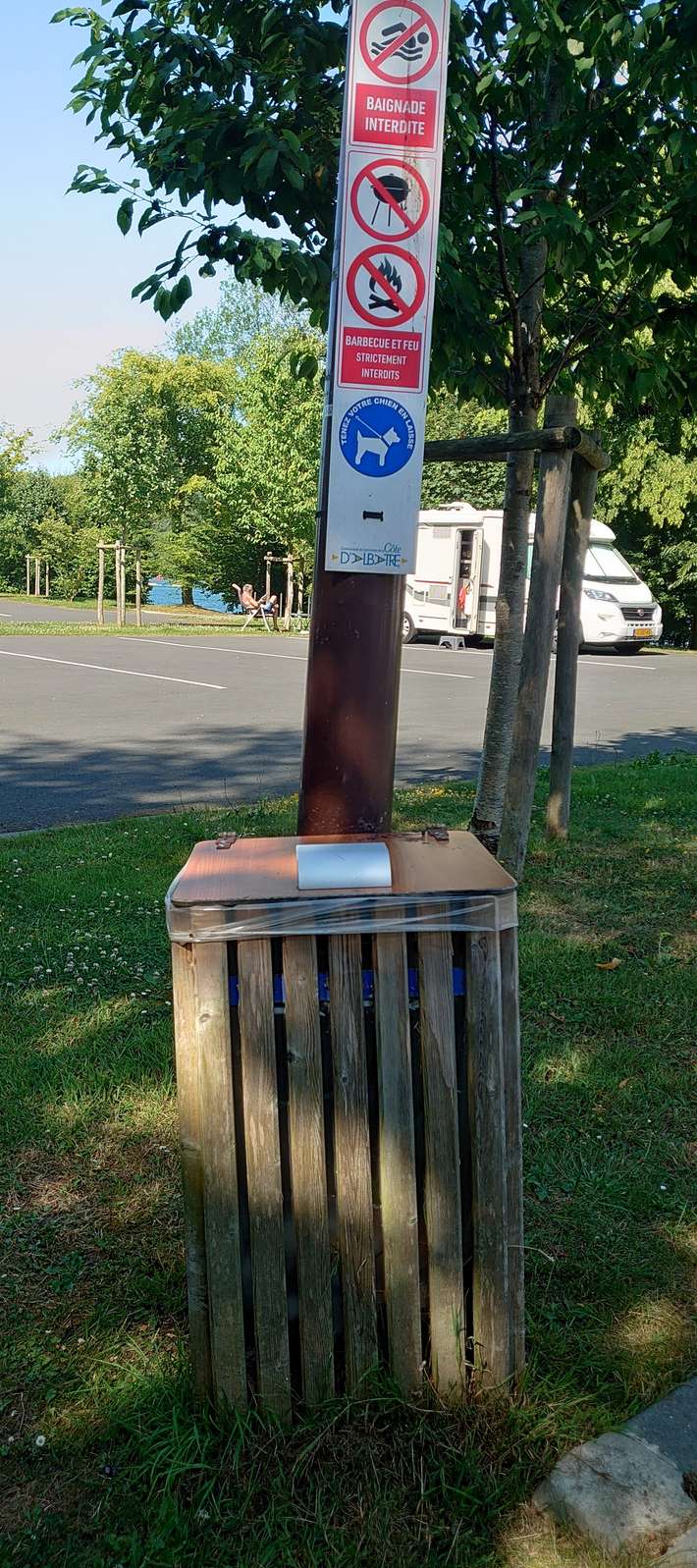 Aire de stationnement camping-car