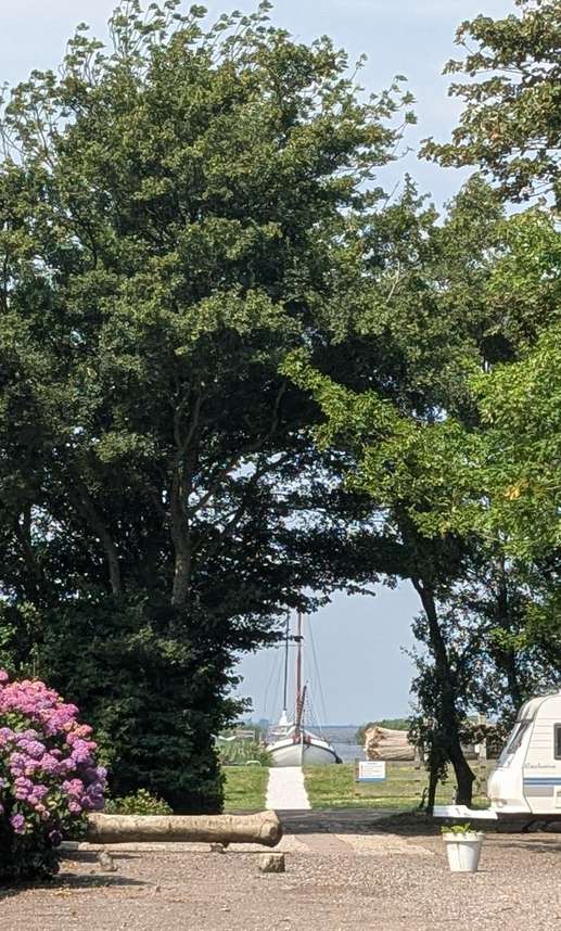 Een foto toegevoegd aan een locatie