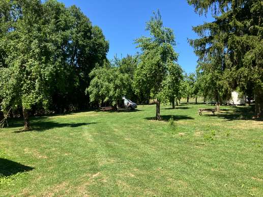 Added a photo to a location