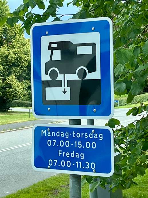 Einem Ort wurde ein Foto hinzugefügt