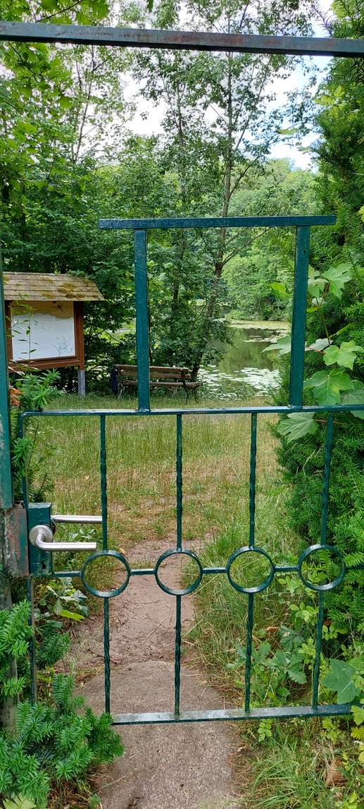 Einem Ort wurde ein Foto hinzugefügt