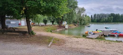 Added a photo to a location