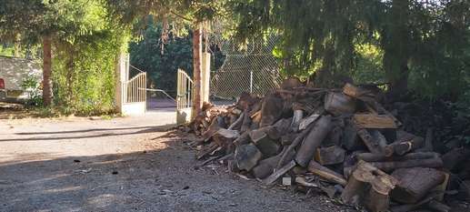 Added a photo to a location