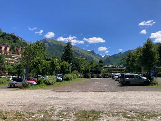 Added a photo to a location