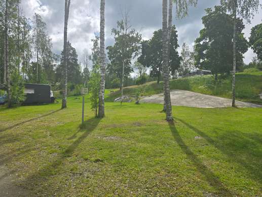 Added a photo to a location