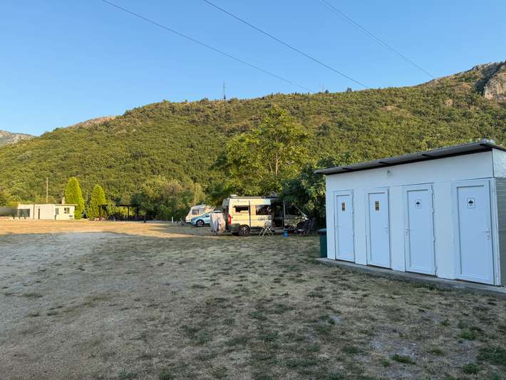 Camping Lora