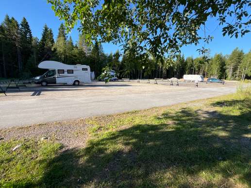 Added a photo to a location