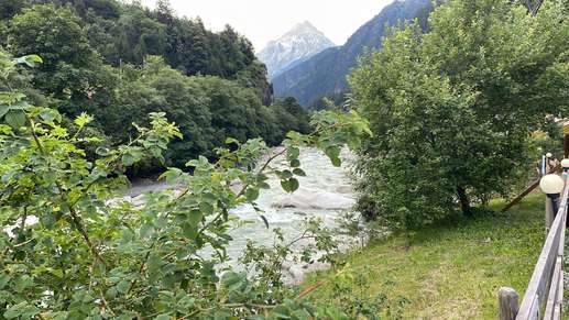 Einem Ort wurde ein Foto hinzugefügt