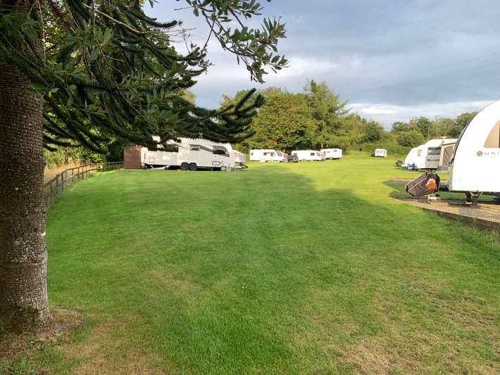 Dolbryn Caravan & Campsite