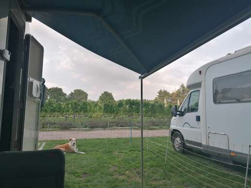 Einem Ort wurde ein Foto hinzugefügt