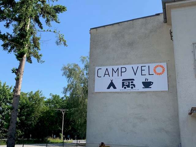 Camp Velo