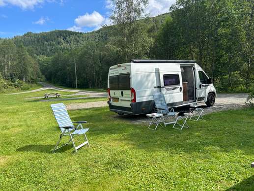 Added a photo to a location
