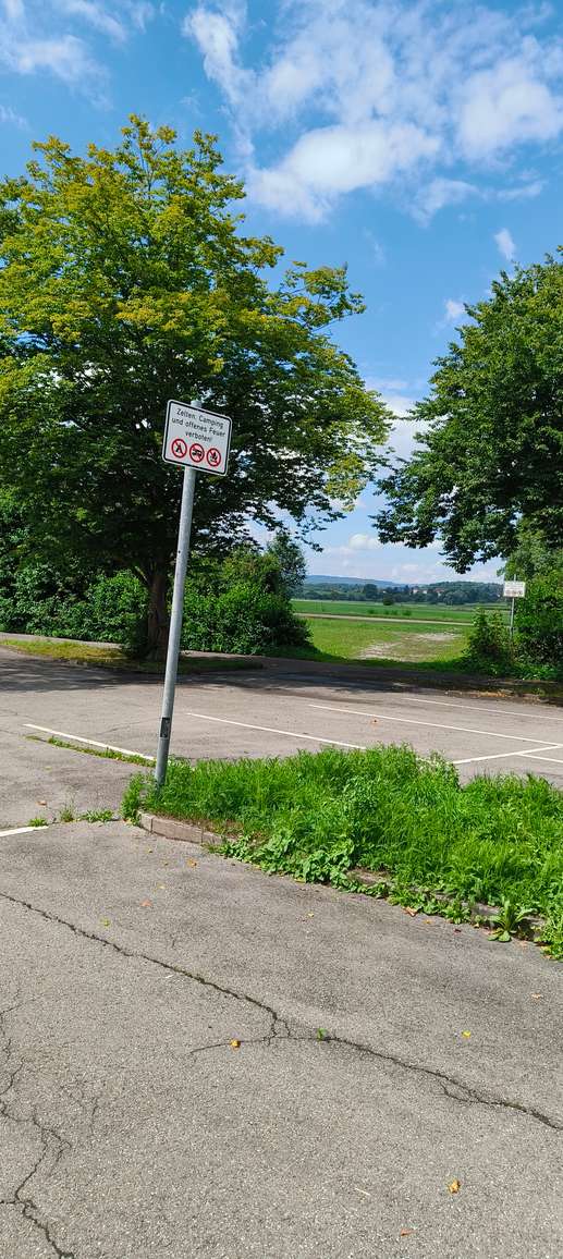 Einem Ort wurde ein Foto hinzugefügt