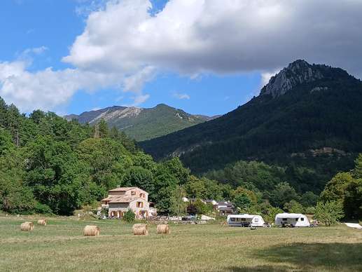 Added a photo to a location