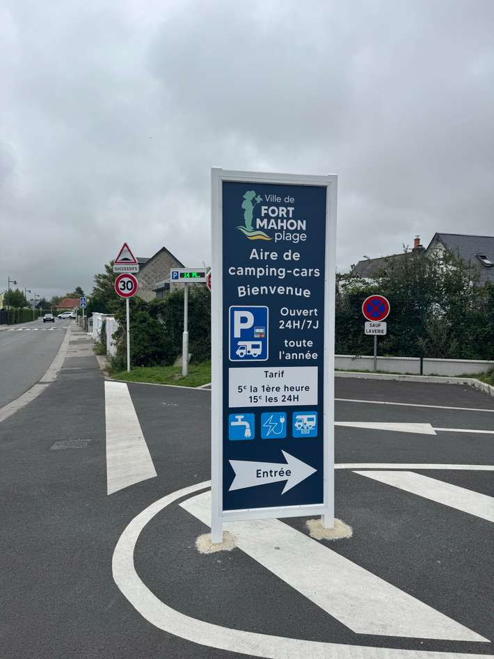 Aire Camping-Car De Fort Mahon