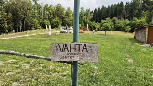 Einem Ort wurde ein Foto hinzugefügt