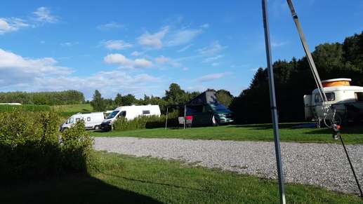 Einem Ort wurde ein Foto hinzugefügt